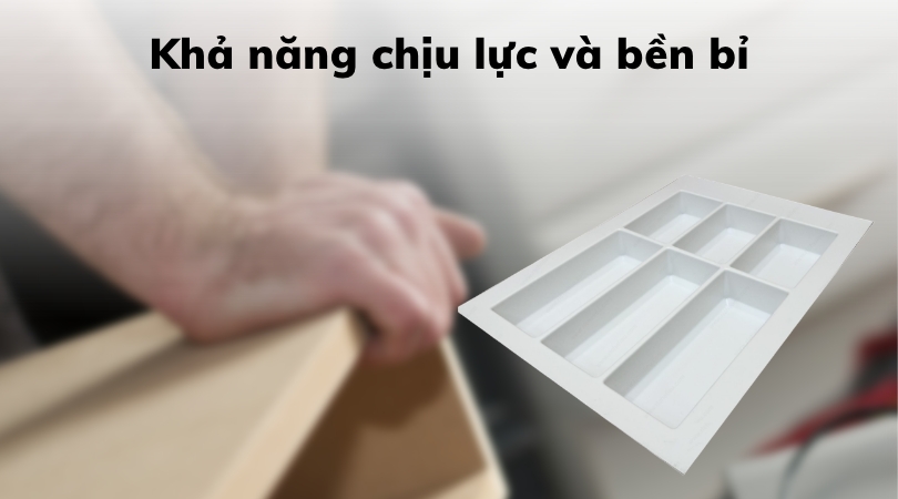 Khả năng chịu lực và bền bỉ của KHAY CHIA THÌA DĨA HAFELE 556.52.743